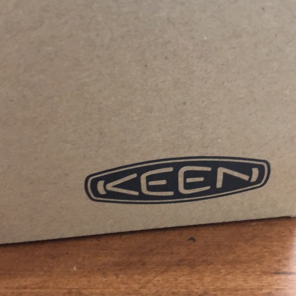 Keen Sandals - Picture 10 of 11